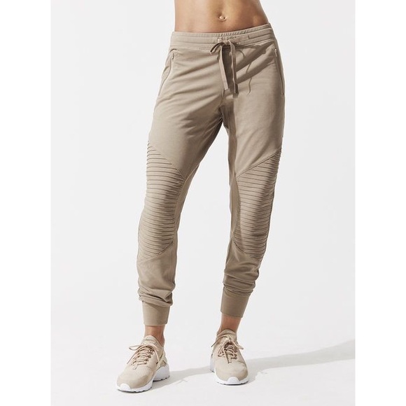 Urban Moto Sweatpant Alo